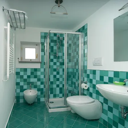 Apart-hotel Giulia SantʼAgata sui Due Golfi