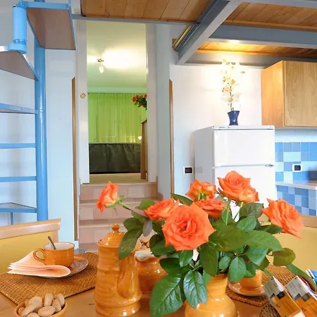 Giulia Aparthotel *