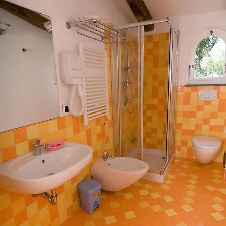 Giulia Apartahotel SantʼAgata sui Due Golfi
